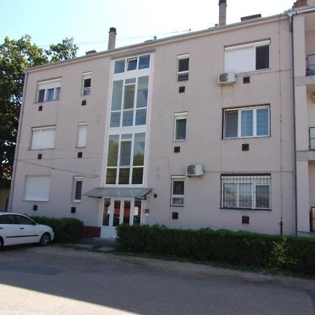 Apartamento Matilda Apartman Hajdúszoboszló Exterior foto